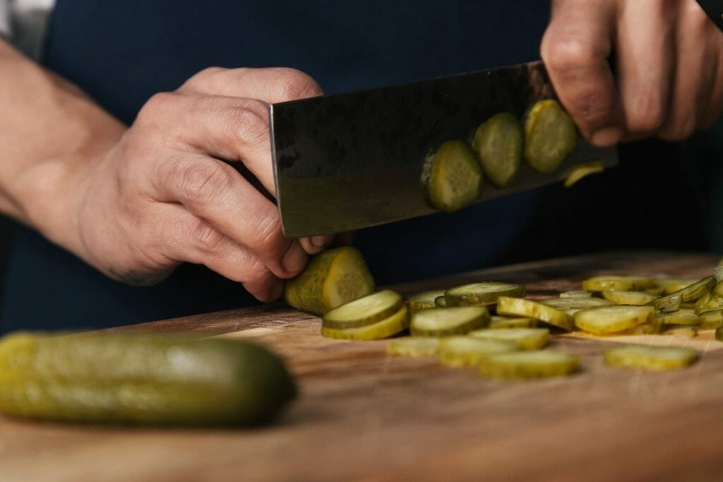 benefits of eating pickles before bed 2 2